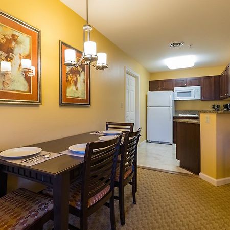 Vacation Village In The Berkshires Hancock Bagian luar foto A kitchen in a typical two-bedroom unit