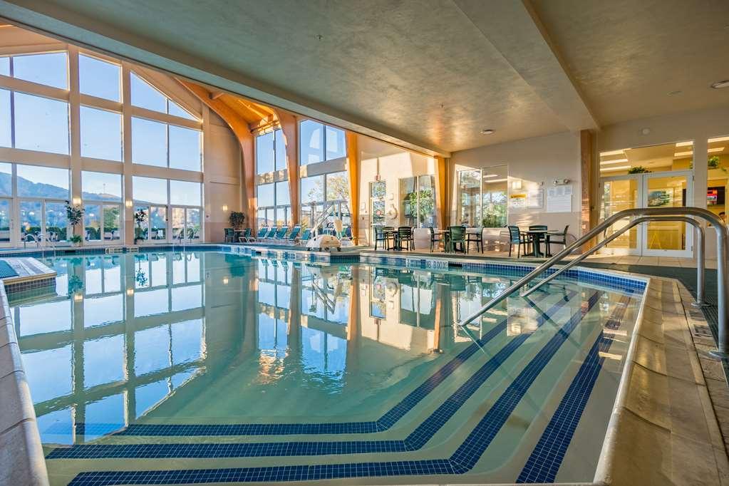 Vacation Village In The Berkshires Hancock Fasilitas foto The indoor pool at the Grand Sierra Resort