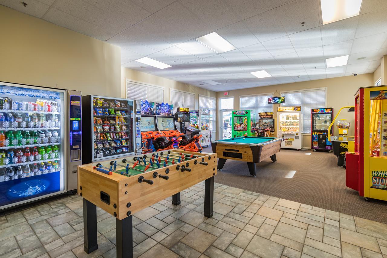 Vacation Village In The Berkshires Hancock Bagian luar foto The game room at the station