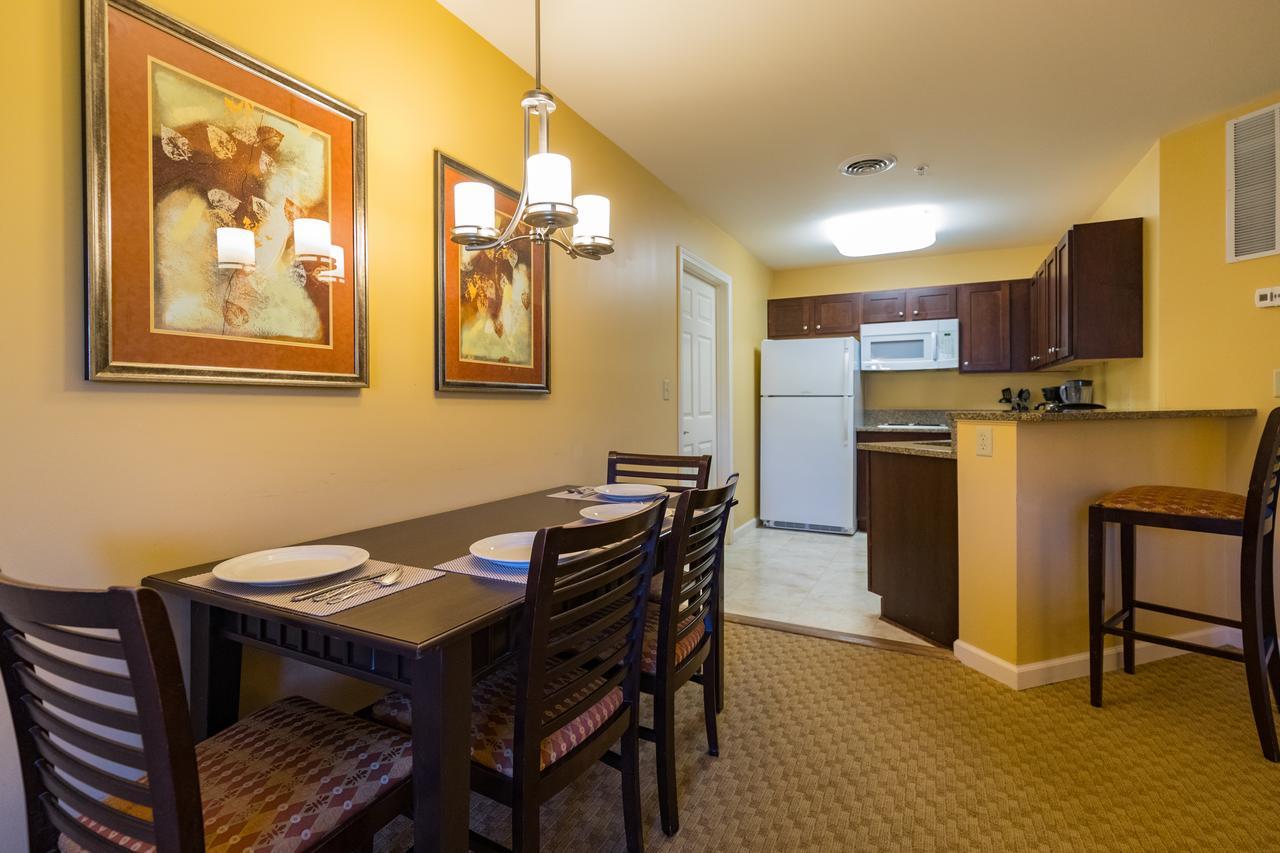 Vacation Village In The Berkshires Hancock Bagian luar foto A kitchen in a typical two-bedroom unit