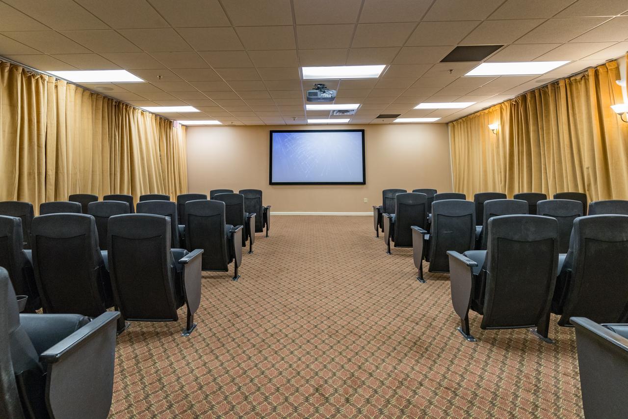Vacation Village In The Berkshires Hancock Bagian luar foto The auditorium at the Center for BrainHealth