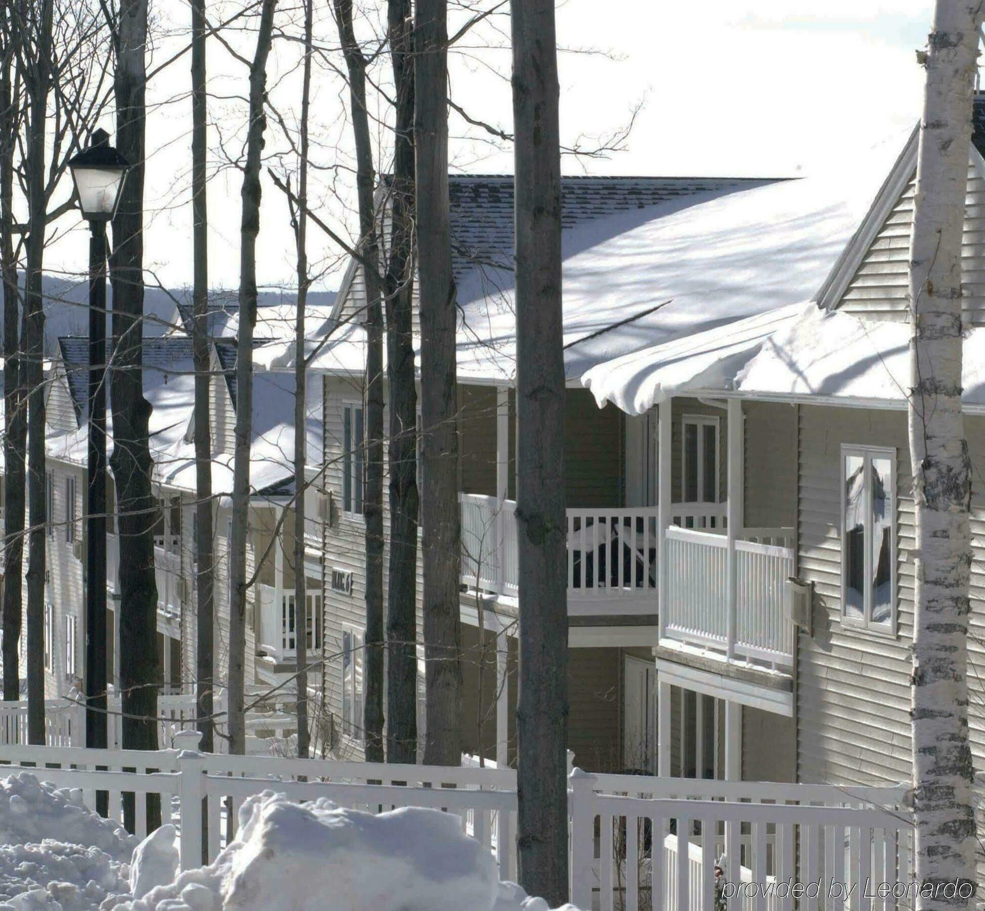 Vacation Village In The Berkshires Hancock Bagian luar foto The Village at Sun Peaks